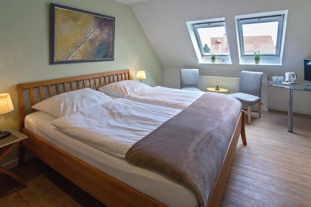 Hotel Am Elisabethufer Jever Eksteriør bilde