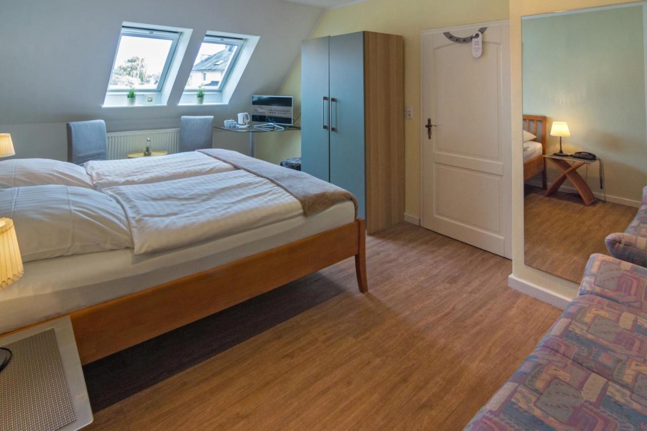 Hotel Am Elisabethufer Jever Eksteriør bilde