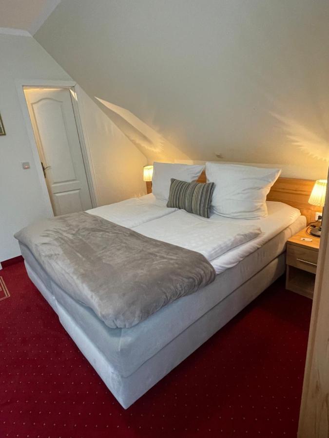 Hotel Am Elisabethufer Jever Eksteriør bilde